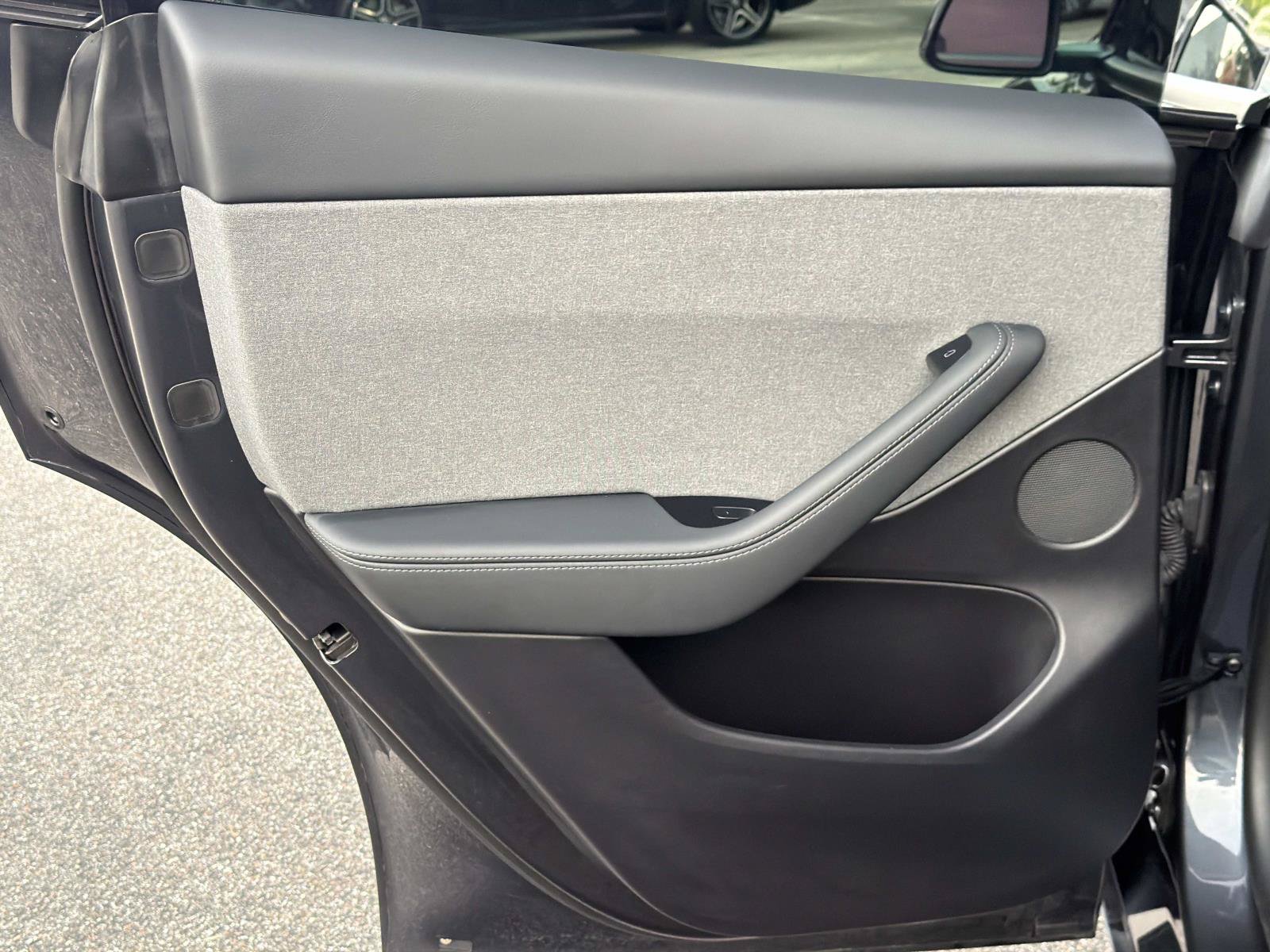 Used 2026 Tesla Model Y 2WD image 11