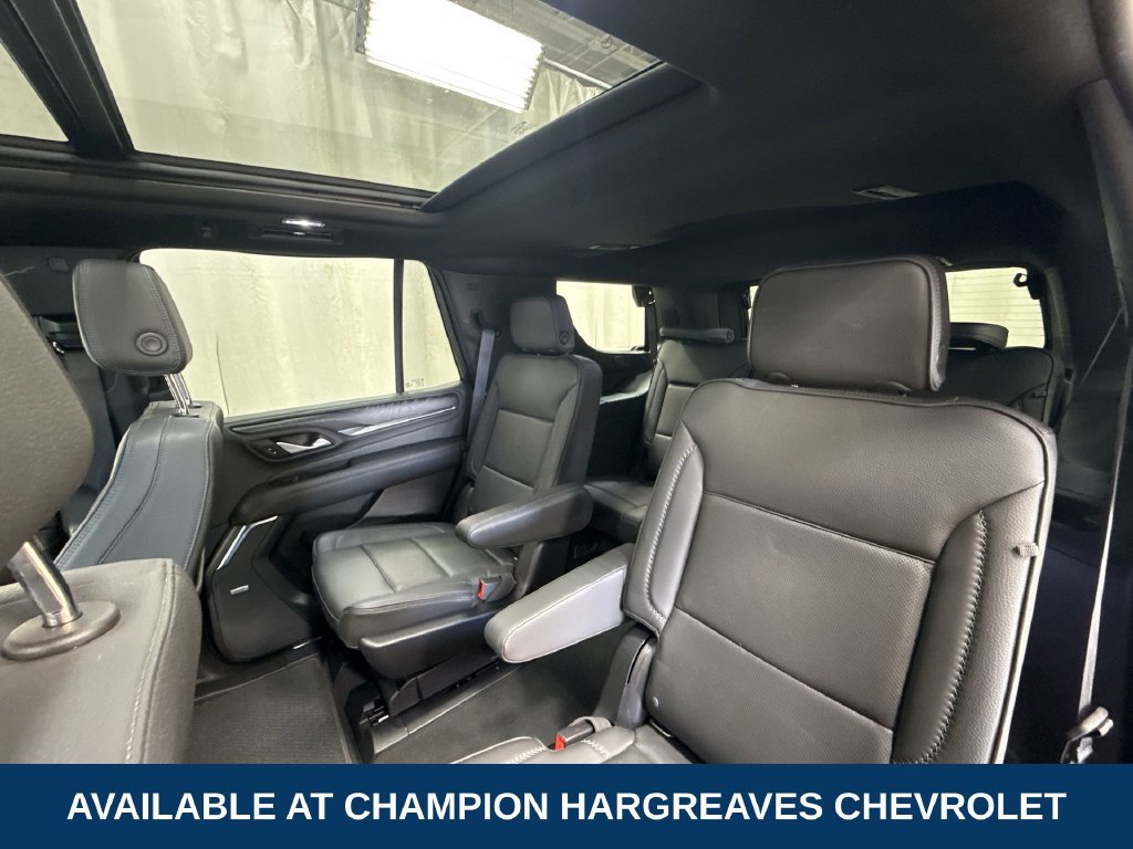 Used 2022 GMC Yukon Denali w/ Denali Premium Package AWD/4WD image 33