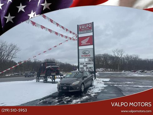 Used 2012 Ford Focus SE image 1