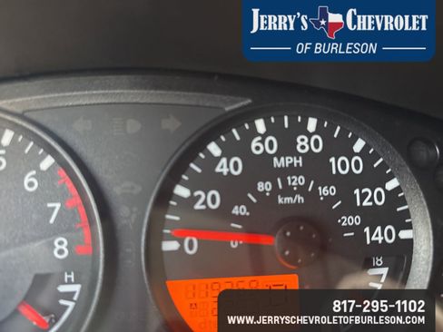 Used 2018 Nissan Frontier SV image 8