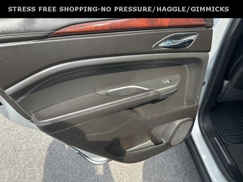 Used 2012 Cadillac SRX Premium image 11