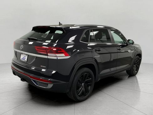 Used 2022 Volkswagen Atlas Cross Sport SE AWD/4WD image 4