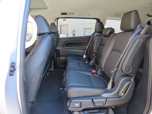 New 2026 Honda Odyssey EX-L image 13