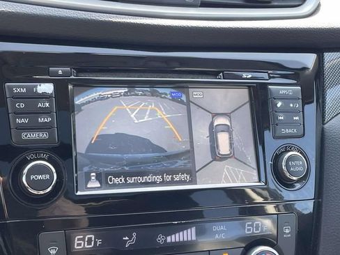 Used 2015 Nissan Rogue SL w/ SL Premium Package AWD/4WD image 27