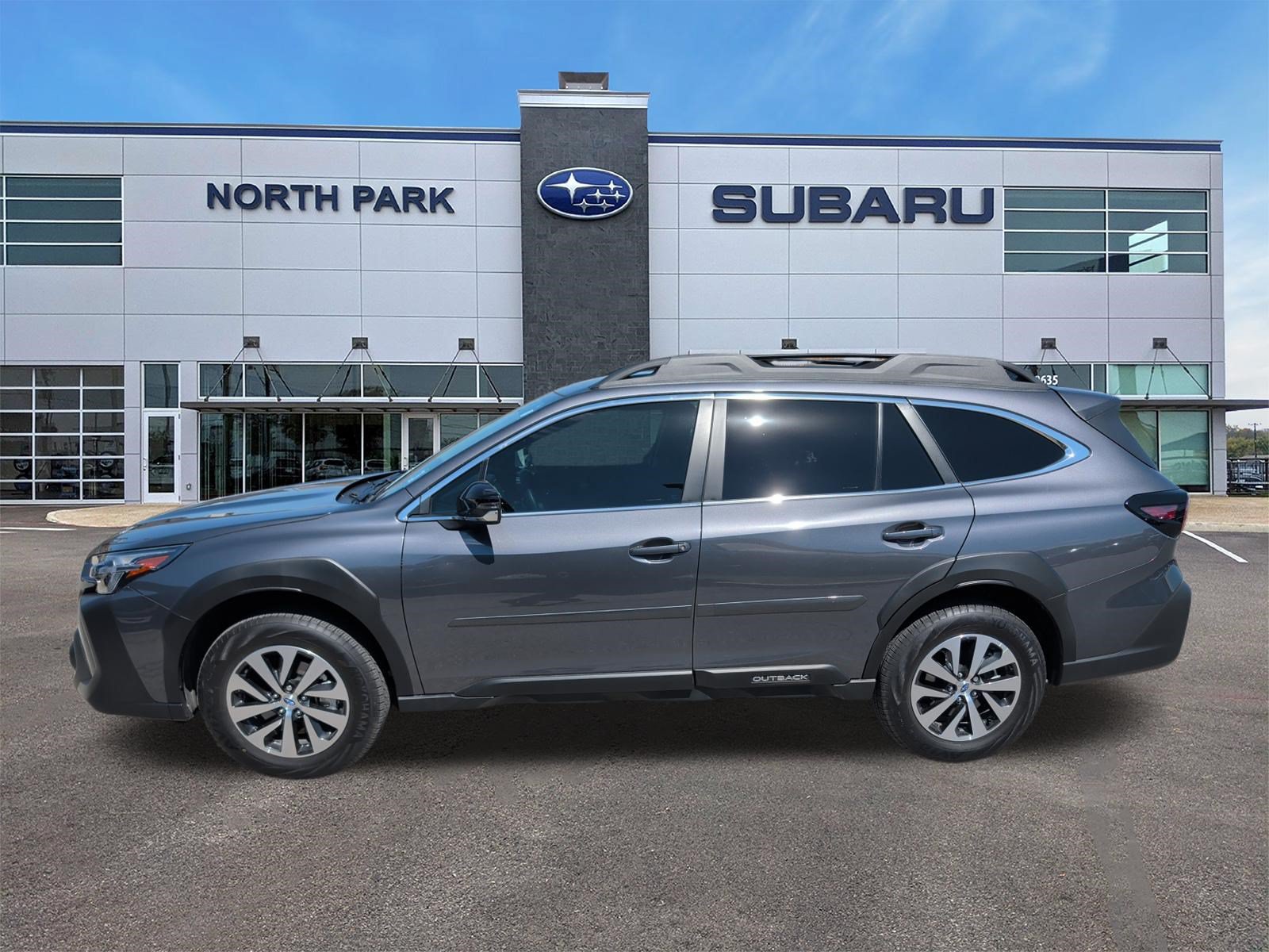 Used 2024 Subaru Outback Premium w/ Popular Package #1A AWD/4WD image 4