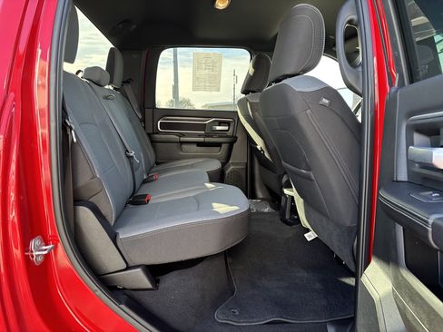 Used 2024 RAM 2500 Big Horn w/ Bed Utility Group image 9