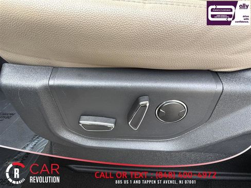 Used 2024 Ford Expedition Max Limited AWD/4WD image 21
