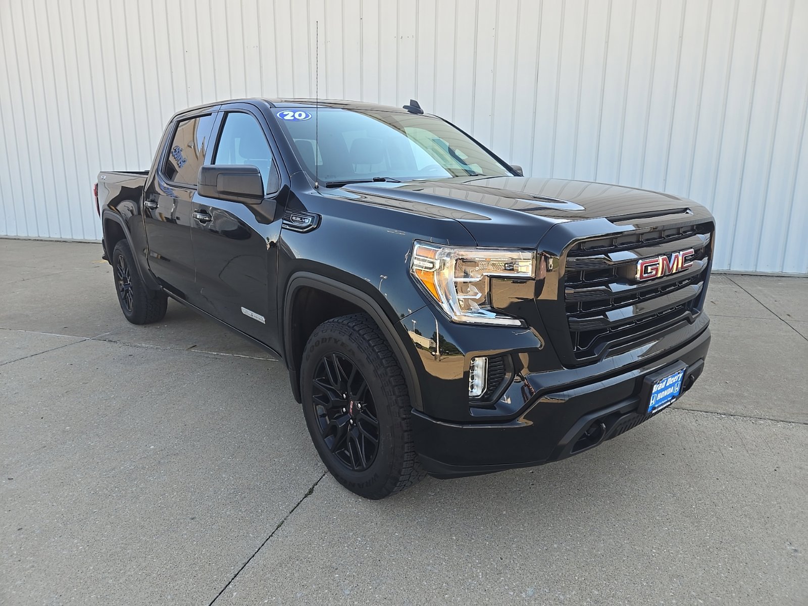 Used 2020 GMC Sierra 1500 Elevation w/ Elevation Value Package AWD/4WD image 4