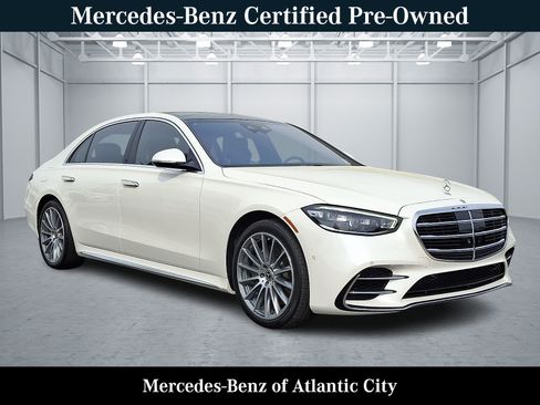 Used 2023 Mercedes-Benz S 580 4MATIC Sedan image 1