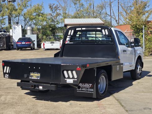 Used 2024 Ford F350 XL image 3