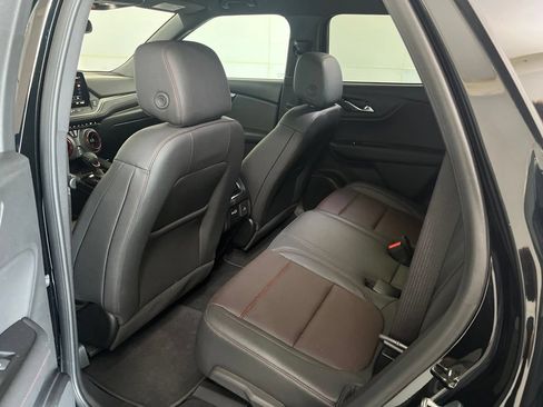Used 2025 Chevrolet Blazer RS FWD image 24