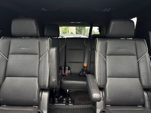 Used 2021 Cadillac Escalade Sport w/ Driver Assist Tech Package AWD/4WD image 17