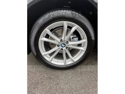 Certified 2025 BMW X3 xDrive30i w/ Premium Package image 5