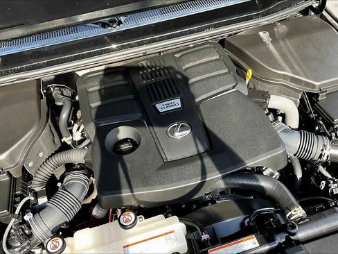 Certified 2024 Lexus GX 550 Luxury+ image 30