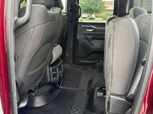 Used 2022 RAM 1500 Big Horn AWD/4WD image 10