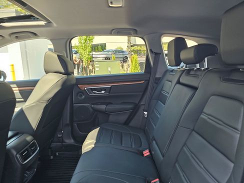 Used 2022 Honda CR-V Touring image 19