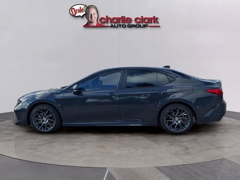 Used 2025 Toyota Camry XSE FWD image 2