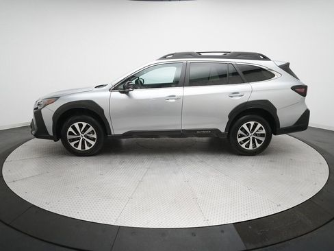 Used 2025 Subaru Outback Premium w/ Popular Package #1A image 23