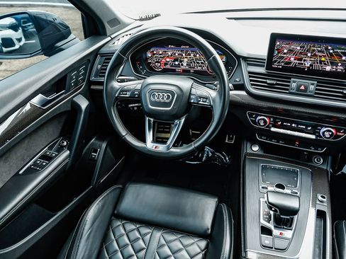 Used 2020 Audi SQ5 Premium Plus w/ Premium Plus Package image 14