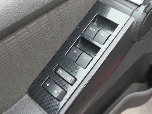 Used 2010 Ford Explorer Sport Trac XLT image 16