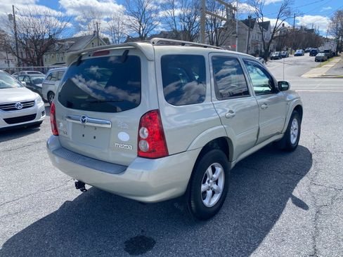 Used 2005 MAZDA Tribute s w/ Package 3 image 5
