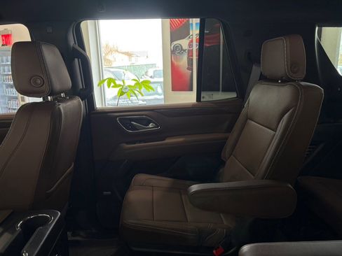 Used 2024 Chevrolet Tahoe High Country image 15