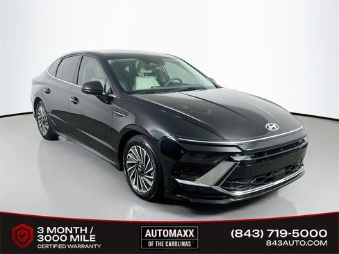 Used 2025 Hyundai Sonata SEL FWD image 1