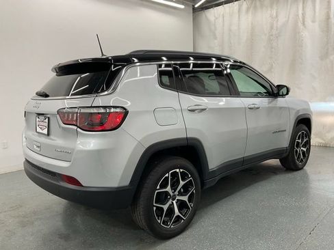 New 2026 Jeep Compass Limited AWD/4WD image 7