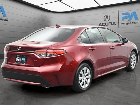 Used 2022 Toyota Corolla LE image 18