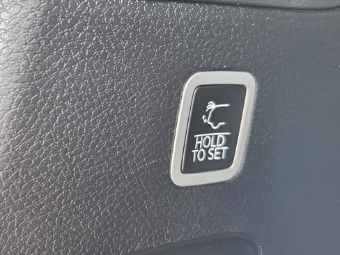 Used 2024 Jeep Wagoneer Series II image 29