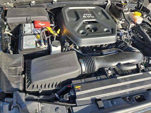 Used 2021 Jeep Wrangler Sport S image 14