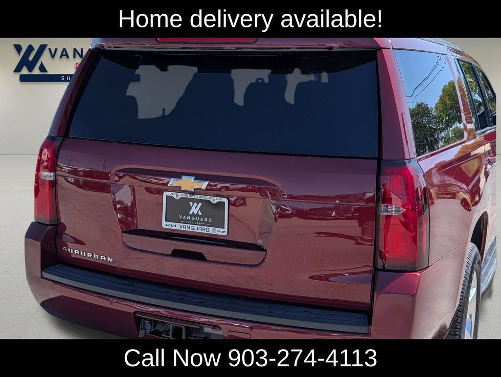 Used 2020 Chevrolet Suburban LT w/ Luxury Package AWD/4WD image 9