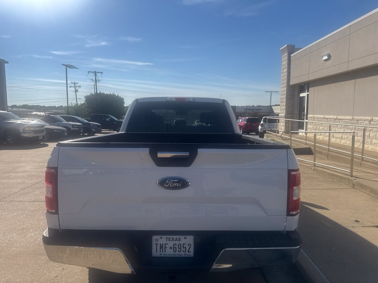 Used 2018 Ford F150 XLT w/ Equipment Group 301A Mid RWD image 5