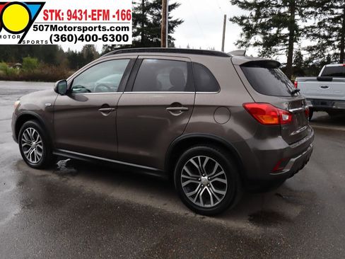 Used 2018 Mitsubishi Outlander Sport SEL image 6