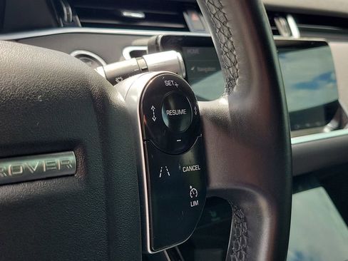 Used 2020 Land Rover Range Rover Evoque SE image 35