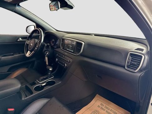 Used 2021 Kia Sportage S image 24