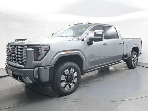 Used 2024 GMC Sierra 3500 Denali w/ Denali Reserve Package image 1