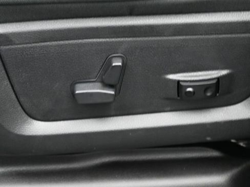 New 2025 RAM 2500 Lone Star image 33