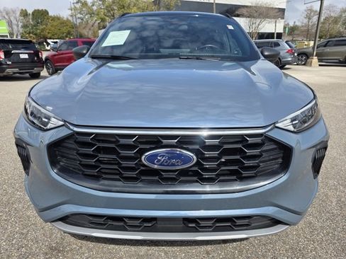 Used 2023 Ford Escape ST-Line w/ Tech Pack #1 image 3