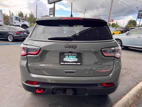 Used 2020 Jeep Compass Trailhawk w/ Leather Interior Group AWD/4WD image 4