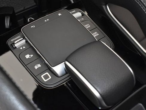 Used 2025 Mercedes-Benz GLE 350 4MATIC image 35