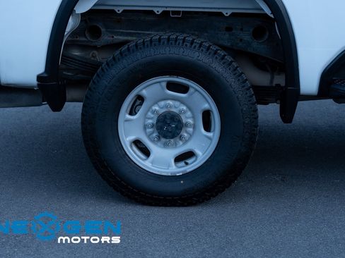 Used 2020 Chevrolet Silverado 2500 W/T image 45