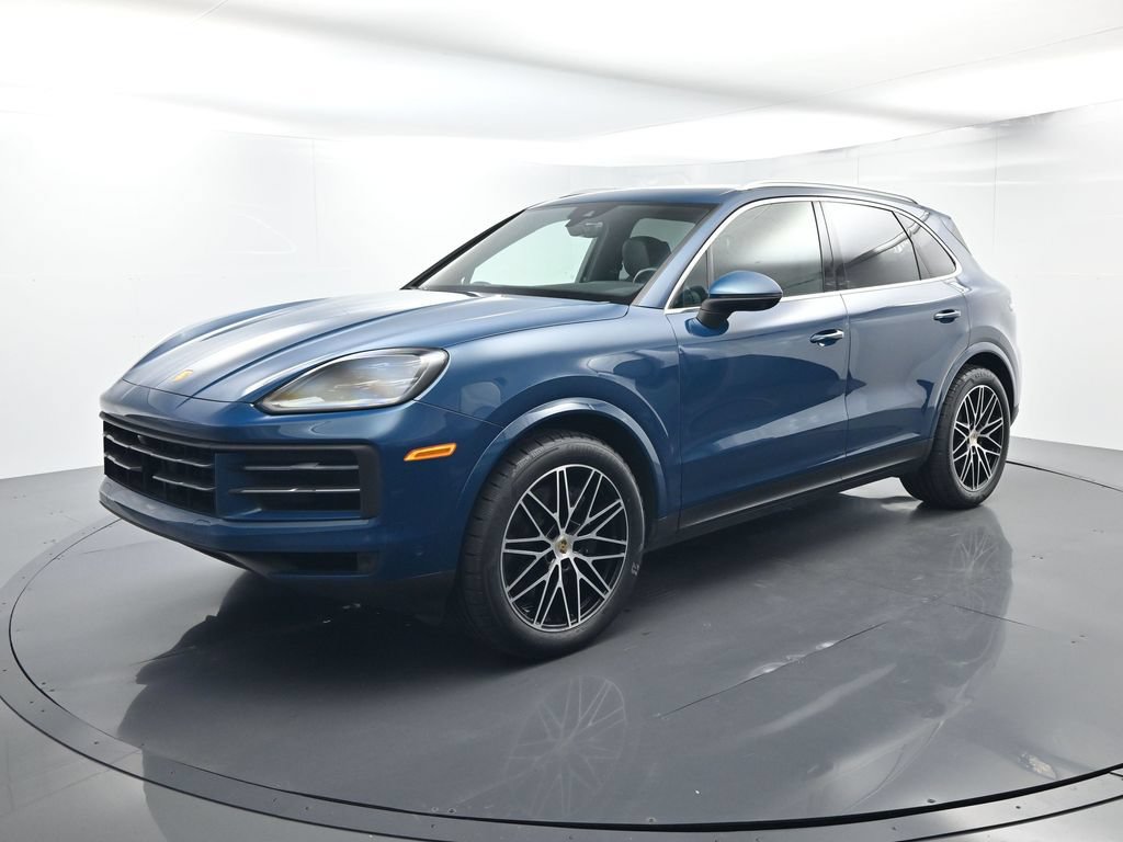 Certified 2024 Porsche Cayenne AWD/4WD image 1