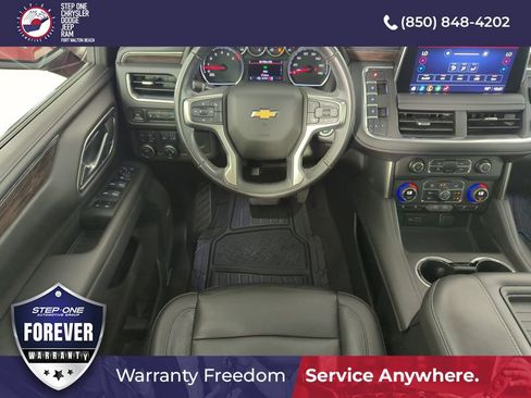 Used 2021 Chevrolet Suburban LT AWD/4WD image 13