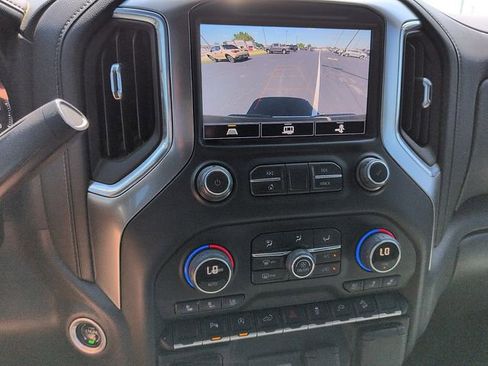 Used 2022 Chevrolet Silverado 1500 LTZ AWD/4WD image 25