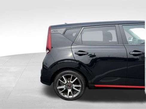 Used 2022 Kia Soul GT-Line FWD image 4