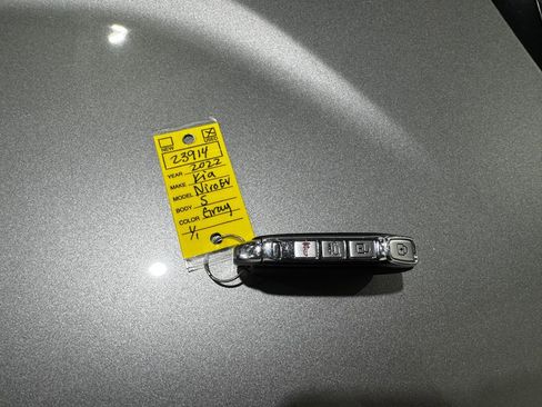 Used 2022 Kia Niro EX FWD image 41