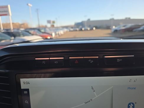 Used 2021 Ford F150 Lariat w/ Equipment Group 502A High image 25