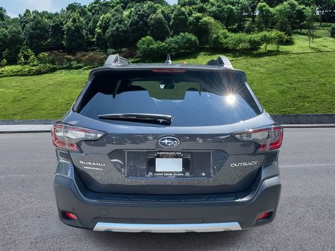 Used 2025 Subaru Outback Limited w/ Popular Package #2 AWD/4WD image 5