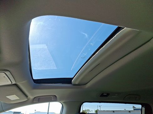 Used 2025 Honda Odyssey EX-L image 17